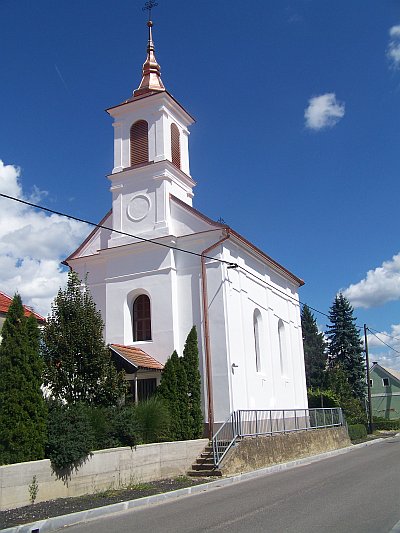 Podružnična cerkev sv. Antona Padovanskega v župniji Turnišče