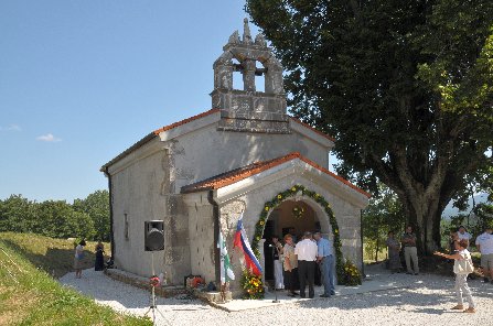 Podružnična cerkev sv. Pantaleona, Hotična
