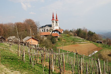 Romarska cerkev Marijinega vnebovzetja, Zaplaz