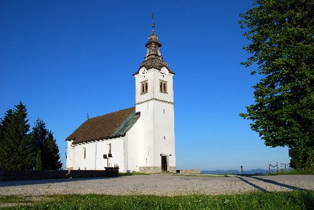 Cerkev sv. Treh Kraljev - Vrh