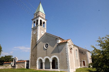 Vikarijat Kostanjevica na Krasu, župnijska cerkev sv. Martina