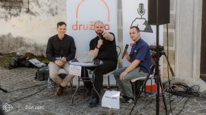 »Kaj vam ne gre najbolje?« Duhovniki iskreno odgovarjali na vprašanja mladih v živo [KEFA]
