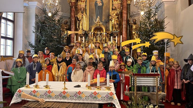 Srečanja se je udeležilo lepo število kolednikov.