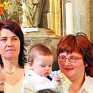 Nadškof Stres krstil dvanajstega otroka