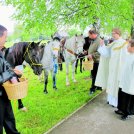 Konjeniški klub Šenčur pripravil povorko ter žegnanje konj in voz