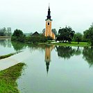 Del Slovenije v objemu poplav
