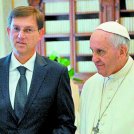 Papež sprejel slovenskega premierja