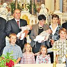 Krst osmega in devetega otroka v Horjulu