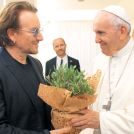 Pevec Bono obiskal papeža