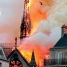 Požar na pariški katedrali