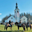 Blagoslov konjenikov in konj v Srednji vasi pri Šenčurju